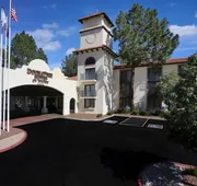 DoubleTree Suites by Hilton Tucson Airport hotel detail image 4