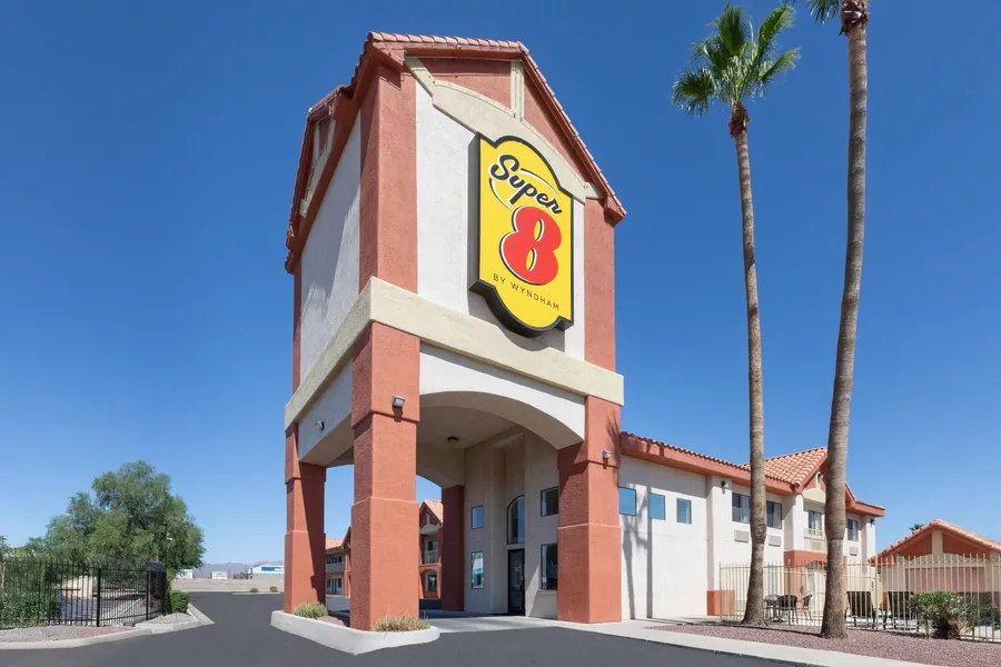 Super 8 by Wyndham Tucson/Grant Road Area AZ hotel detail image 2
