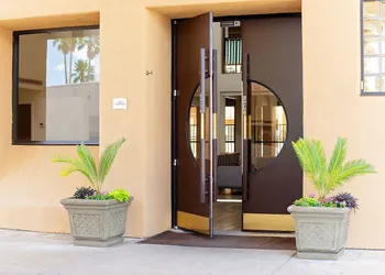 Ramada by Wyndham Tucson Airport hotel thumbnail 4