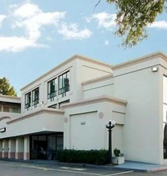 Diamond Inn and Suites hotel detail image 2