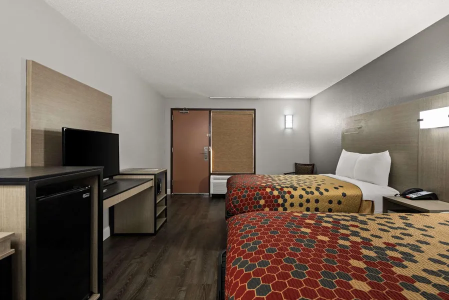 Econo Lodge hotel detail image 6
