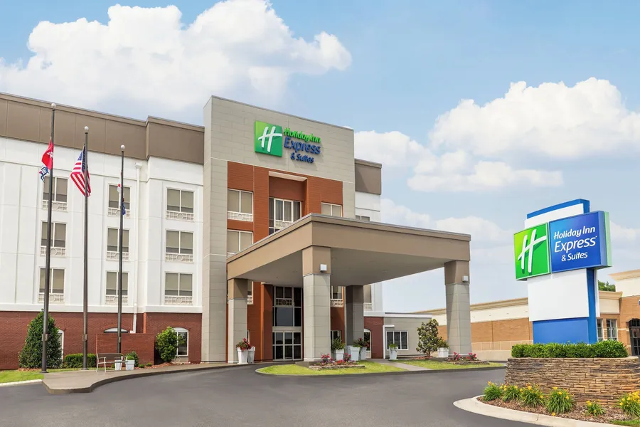 Holiday Inn Express & Suites Tuscaloosa-University by IHG hotel detail image 2