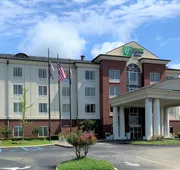 Holiday Inn Express & Suites Tuscaloosa-University by IHG hotel detail image 3