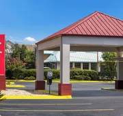 Red Roof Inn & Suites Statesboro - University hotel detail image 4