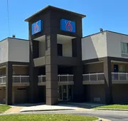 Motel 6 Raleigh, NC - North hotel detail image 3