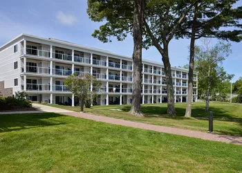 Atlantic Oceanside Hotel & Conference Center hotel thumbnail 2