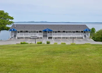 Atlantic Oceanside Hotel & Conference Center hotel thumbnail 3