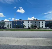 Quality Inn & Suites at Airport Blvd I-65 hotel detail image 7