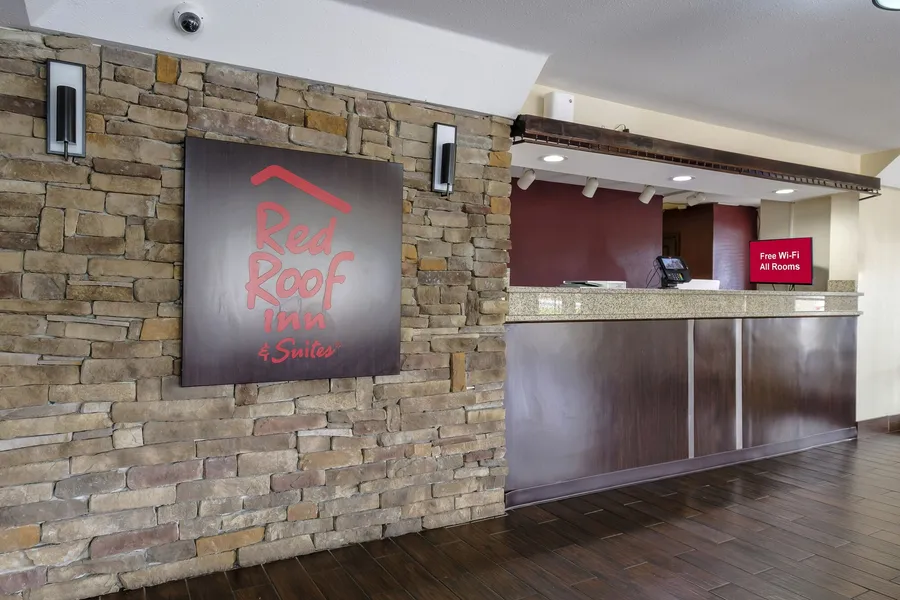 Red Roof Inn & Suites Mobile SW – I-10 hotel detail image 6