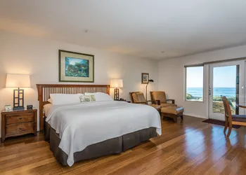 Little Sur Inn hotel thumbnail 7