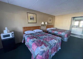 Clearwater Inn hotel thumbnail 7