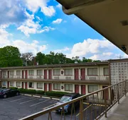 Campus Inn hotel detail image 3