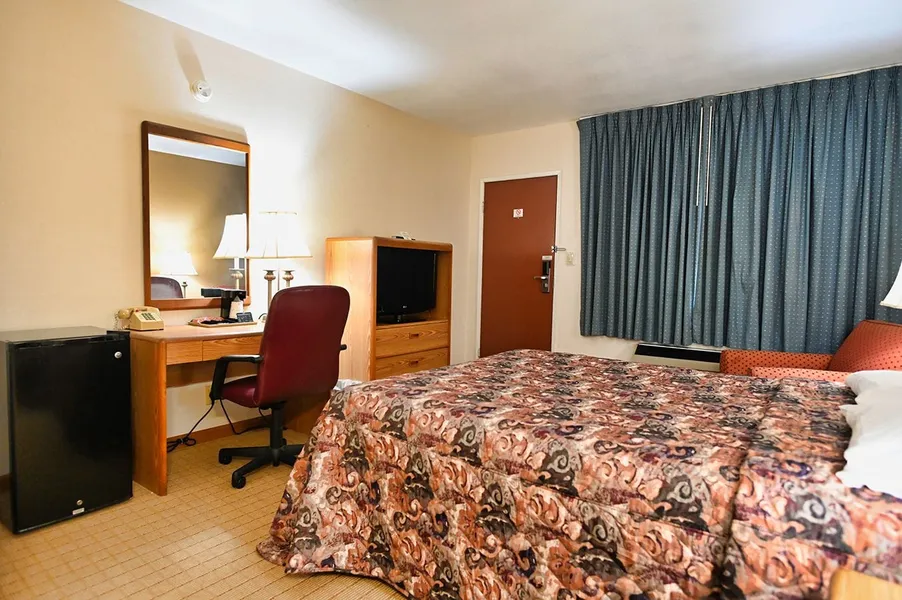Campus Inn hotel detail image 6
