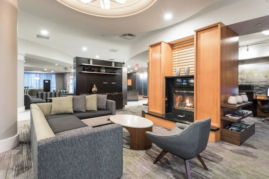 Courtyard by Marriott Toronto Vaughan hotel detail image 6