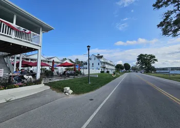 Edgewater Resort hotel thumbnail 3