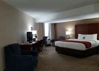Comfort Inn Toronto North hotel thumbnail 7