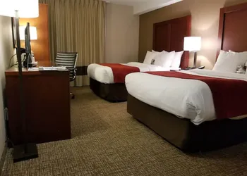 Comfort Inn Toronto North hotel thumbnail 8