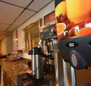 Econo Inn and Suites hotel detail image 5