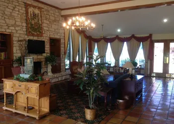 Countryside Inn hotel thumbnail 5