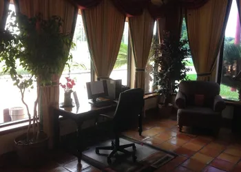 Countryside Inn hotel thumbnail 6