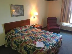 Country Hearth Inn & Suites Willard hotel thumbnail 4