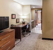 Comfort Suites Yukon - SW Oklahoma City hotel detail image 5