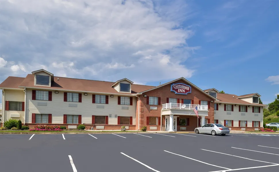 Country Hearth Inn & Suites Toccoa hotel detail image 2