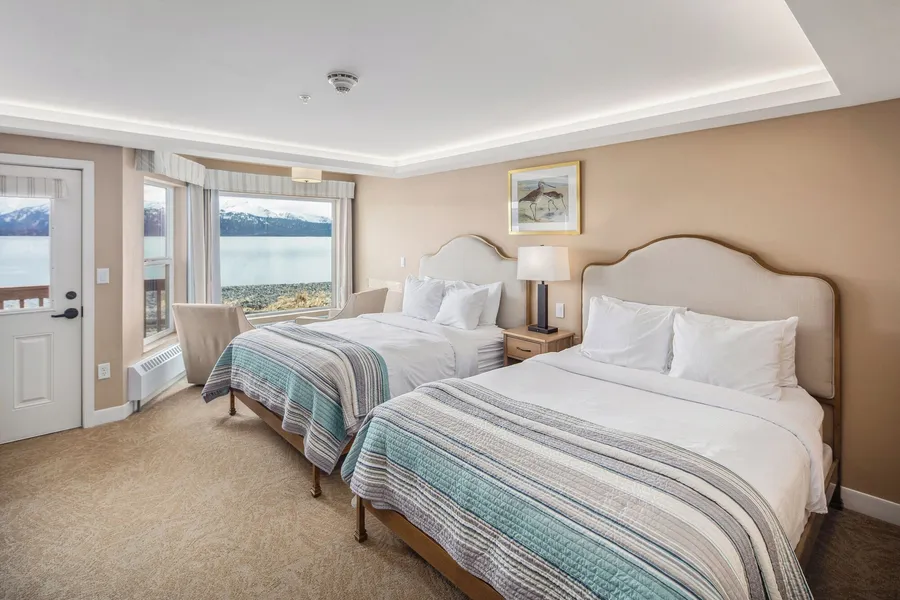 Land's End Resort hotel detail image 6