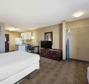 Suburban Studios hotel detail image 7