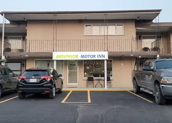 Arnprior Motor Inn hotel thumbnail 2