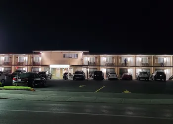 Arnprior Motor Inn hotel thumbnail 3