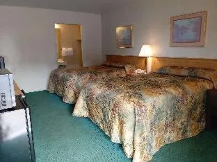Travelodge by Wyndham New Philadelphia hotel thumbnail 2