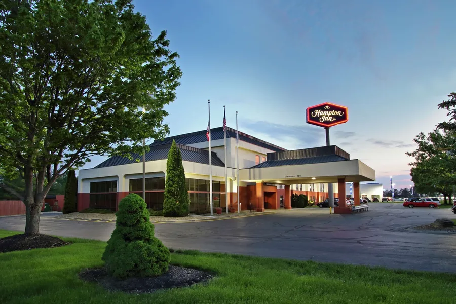 Hampton Inn Ashtabula hotel detail image 2