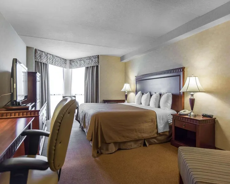 Quality Inn & Suites Bay Front hotel detail image 6