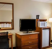 Baymont by Wyndham Youngstown hotel detail image 5