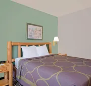 Super 8 by Wyndham Cloquet hotel detail image 7
