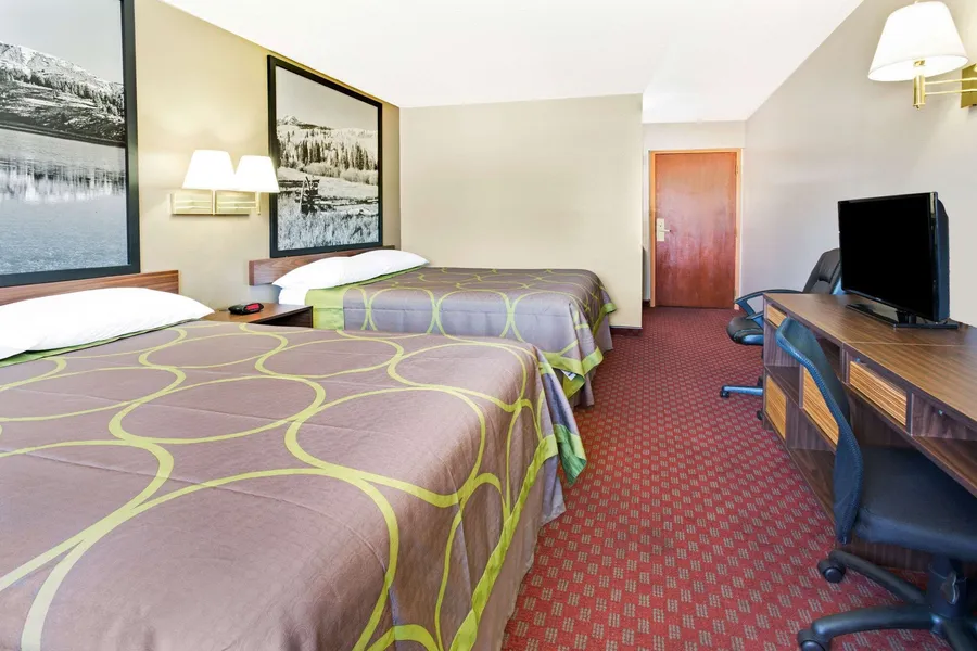 Super 8 by Wyndham Longmont/Del Camino hotel detail image 6