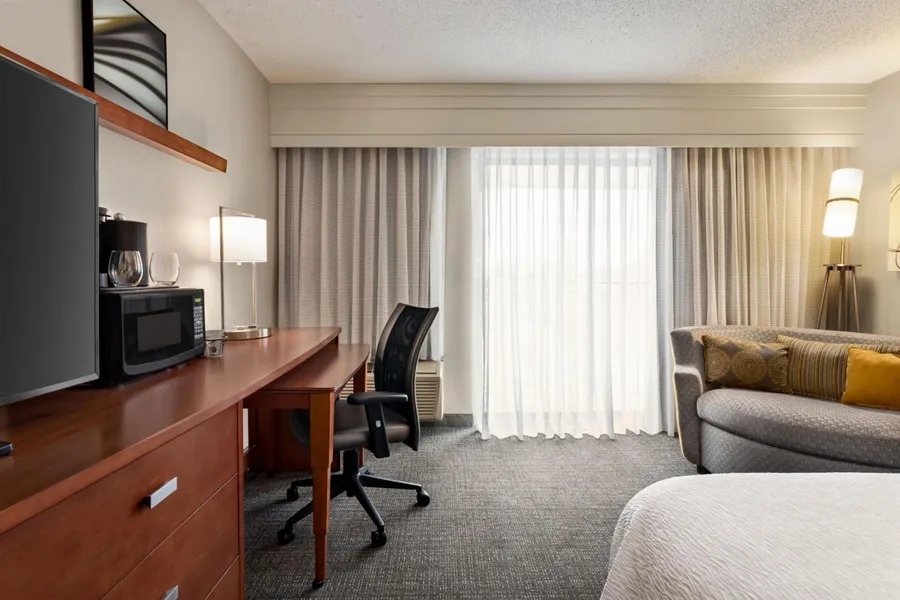 Courtyard By Marriott Tupelo hotel detail image 6