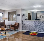 Super 8 by Wyndham Owatonna hotel detail image 4
