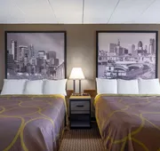 Super 8 by Wyndham Owatonna hotel detail image 7