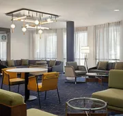 Courtyard by Marriott Valdosta hotel detail image 7