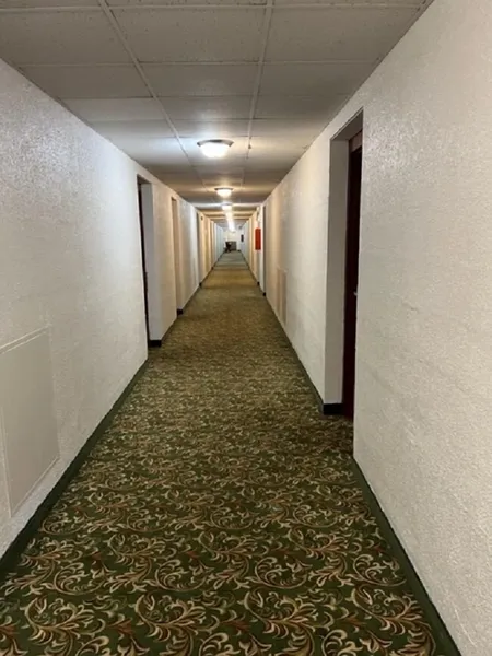 Posh Inn & Suites hotel detail image 2