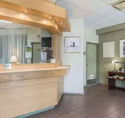 Quality Hotel & Suites hotel detail image 4