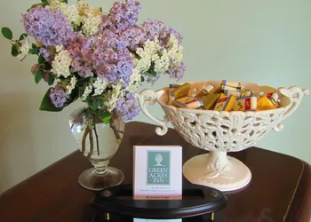 Green Acres Inn hotel thumbnail 7