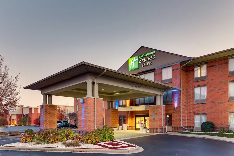 Holiday Inn Express Hotel & Suites Dayton-Centerville by IHG hotel detail image 2