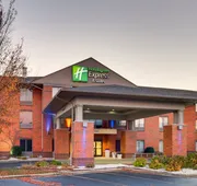 Holiday Inn Express Hotel & Suites Dayton-Centerville by IHG hotel detail image 3