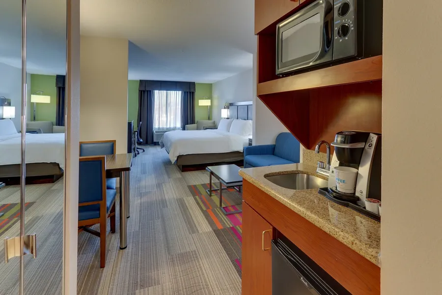 Holiday Inn Express Hotel & Suites Dayton-Centerville by IHG hotel detail image 6