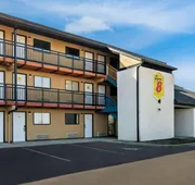 Super 8 by Wyndham Vandalia/Dayton International Airport hotel detail image 7