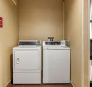 Comfort Suites Dover University Area hotel detail image 4