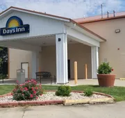Days Inn by Wyndham Springfield hotel detail image 3